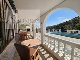 Casa De Campo En venta en Torrox photo 0