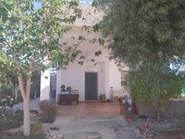 Casa en Albatera, 2 plantas 115m2 cada planta ,230m2 en total, en la planta baja 3 dorm, 2 baños, salón con chimenea. photo 0