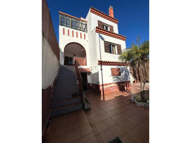 Espectacular Casa Independiente y apartamento pequeño en Semisótano en Avda. Al Andalus Sanlúcar de Barrameda. photo 0