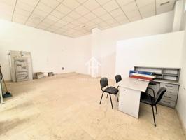Alquiler de Local Comercial en Loja photo 0