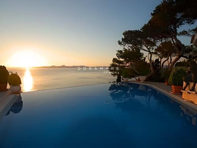 Villa En venta en Llucmajor photo 0