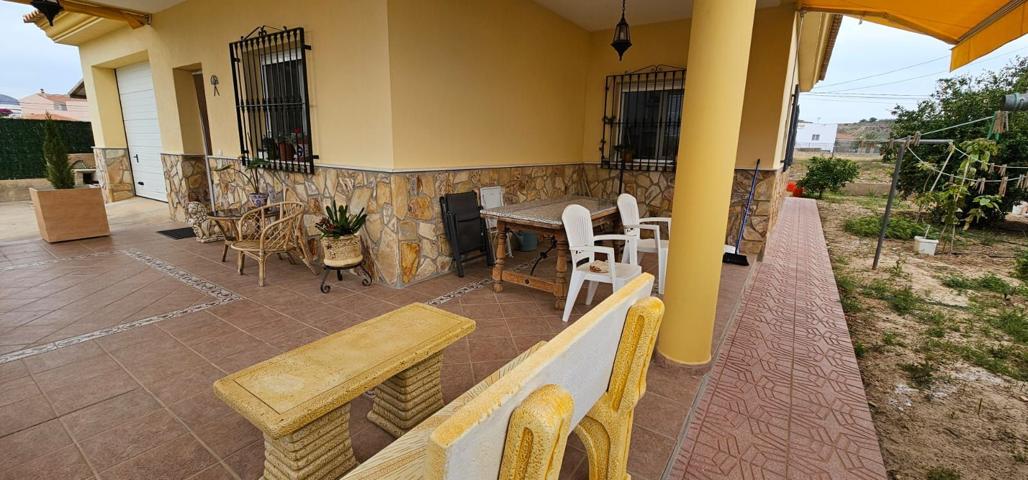 Villa En venta en Antas photo 0