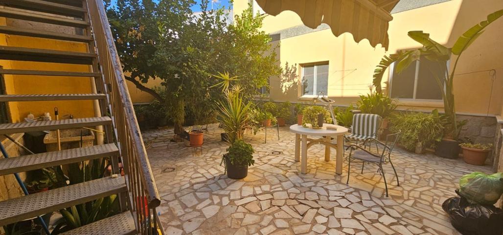 Villa En venta en Vera photo 0