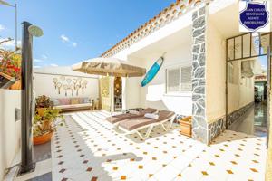 Villa En venta en San Bartolomé de Tirajana photo 0