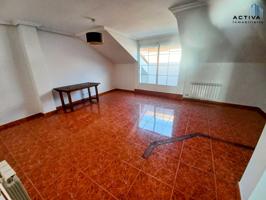 Ático de 3 dormitorios, con 1 baño y 1 aseo, para entrar a vivir. photo 0