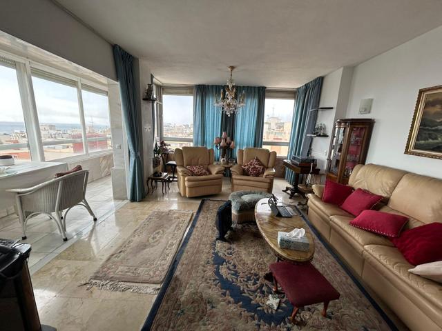 Piso En venta en Marbella photo 0