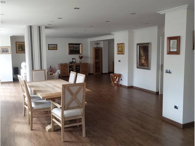 Piso de lujo exterior photo 0