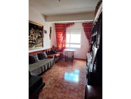 Se vende piso en zona centro. photo 0
