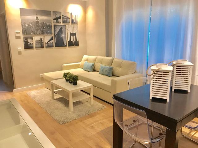 Planta Baja En venta en Estepona, Estepona photo 0