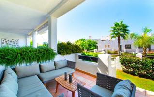 Piso En venta en Sun Beach, Estepona photo 0
