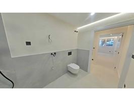 Piso en venta en Kalero-Basozelai(48970) photo 0