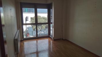 Unifamiliar Pareada En venta en Vitoria-Gasteiz photo 0
