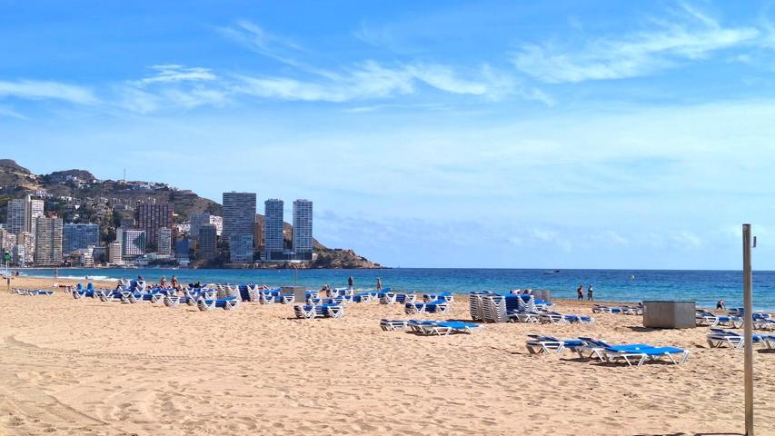 Piso en venta en Platja de Llevant(03503) photo 0