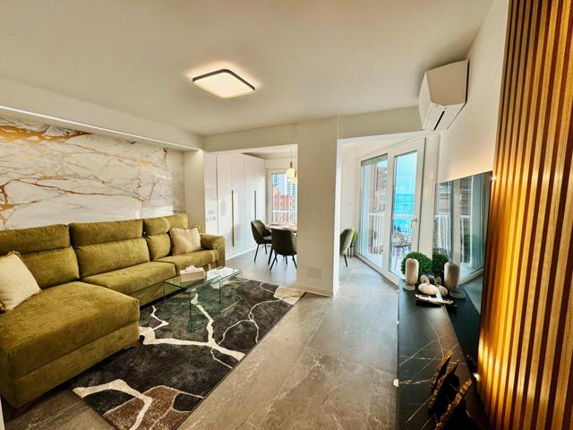 ESPECTACULAR PISO DE ALQUILER CON VISTAS AL MAR photo 0