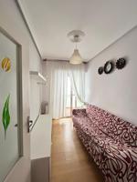 PISO 3 HABITACIONES - CALLE MAYOR ANTIGUA photo 0