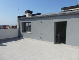 Ático dúplex para estrenar en la calle Sant Anastasi photo 0