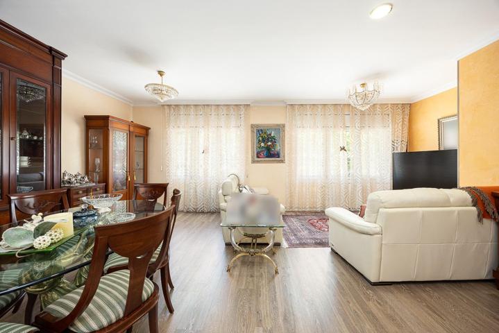 Casa en Rambla Sant Juan con local de 270 m2 photo 0