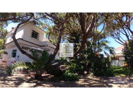 Encantar chalet en parcela urbana photo 0