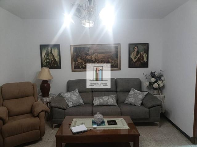 Casa independiente en Avenida solano photo 0