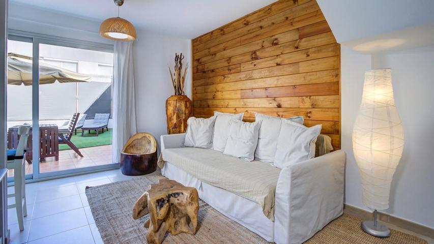 ¡Tu Nuevo Hogar en Corralejo: Dúplex con Terraza y Comodidades Inigualables! photo 0