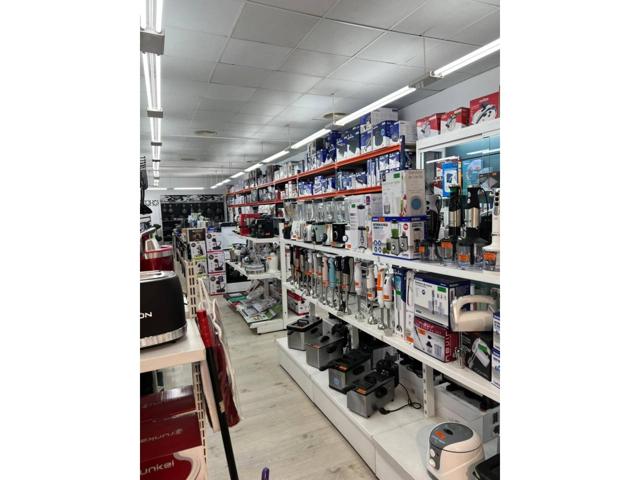 LOCAL DE 350m2 EN CALLE MARTINEZ MALDONADO photo 0