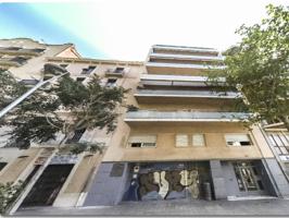 Piso en alquiler en La Nova Esquerra de l'Eixample photo 0