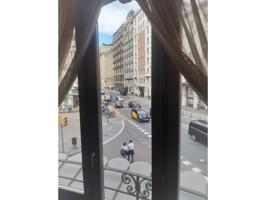SE VENDE INMUEBLE COMPLETAMENTE REHABILITADO CON VISTAS A VÍA LAIETANA photo 0