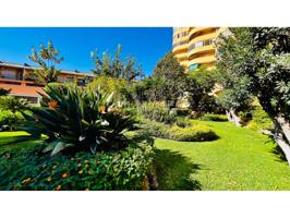 Piso de dos dormitorios con vistas al mar en ubicación privilegiada photo 0