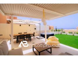 Casa adosada en venta en Costa Adeje photo 0