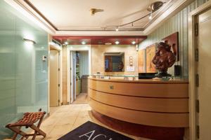 Local en venta en Madrid de 130 m2 photo 0