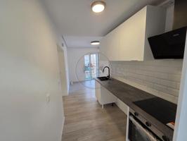 Piso en venta en Madrid de 72 m2 photo 0