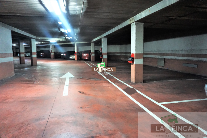 Parking En venta en Centro, Oviedo photo 0