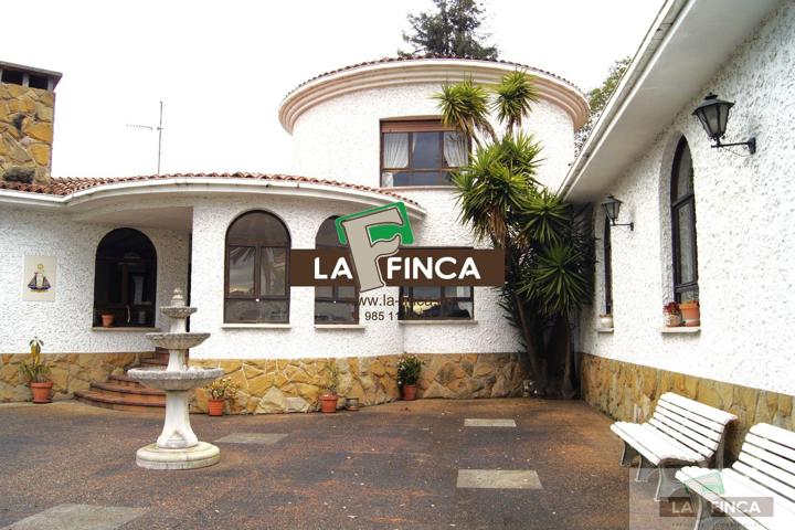 Villa En venta en Paredes, Siero photo 0