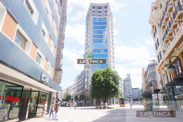Piso En venta en Centro, Oviedo photo 0