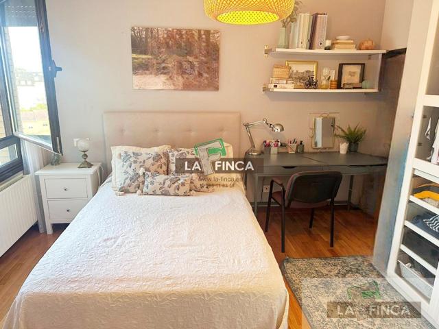 Piso En venta en San Claudio, Oviedo photo 0