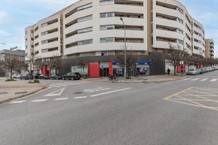 💼 ¡OPORTUNIDAD DE INVERSIÓN EN PLENA ZONA DE EXPANSIÓN, GRANADA! photo 0