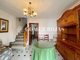 Casa lista para vivir en Ríogordo. photo 0