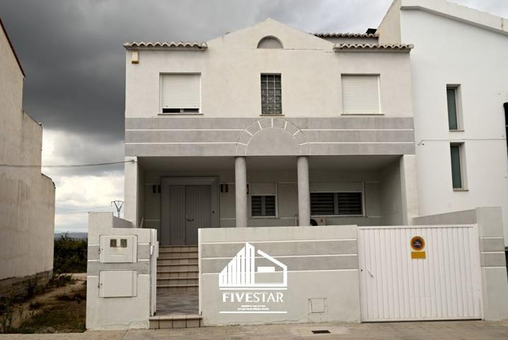 Villa En venta en Villanueva de Castellón photo 0