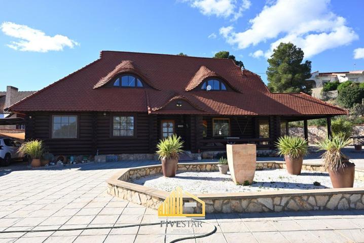 Villa En venta en Montroy photo 0