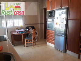 Casa con piscina. photo 0
