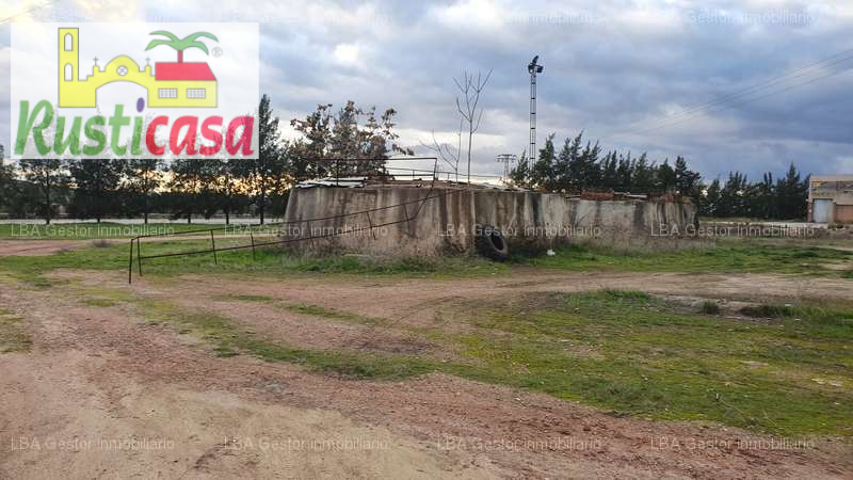 TERRENO JUNTO A ANTIGUA N-IV photo 0
