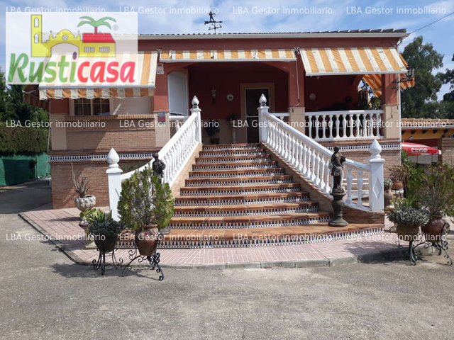 Espectacular chalet. photo 0