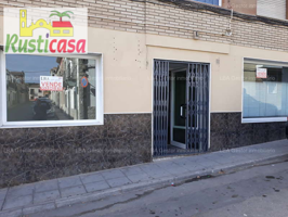 Local comercial alquiler con opción de compra. photo 0