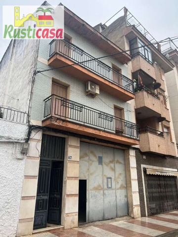 Bloque en zona centrica. photo 0
