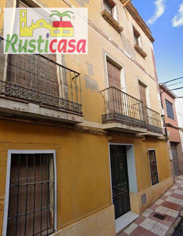 Gran casa para reformar. photo 0