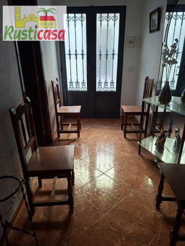 Casa con cuatro habitaciones. photo 0