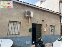 Casa unifamiliar para reformar. photo 0