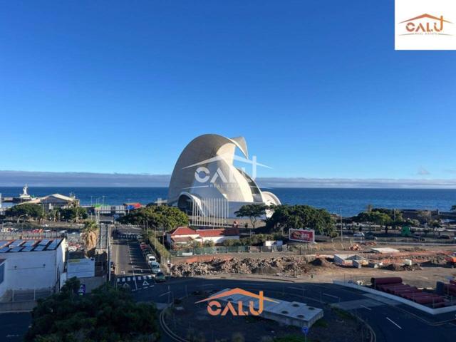 PISO EN VENTA EN SANTA CRUZ 4 DORMITORIOS !!!!! photo 0