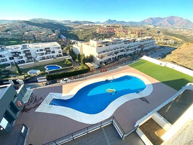 Precioso apartamento en venta en La Duquesa Golf, Manilva photo 0