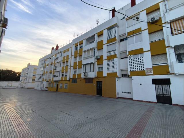 PISO EN VENTA CON GARAJE ZONA CENTRO photo 0